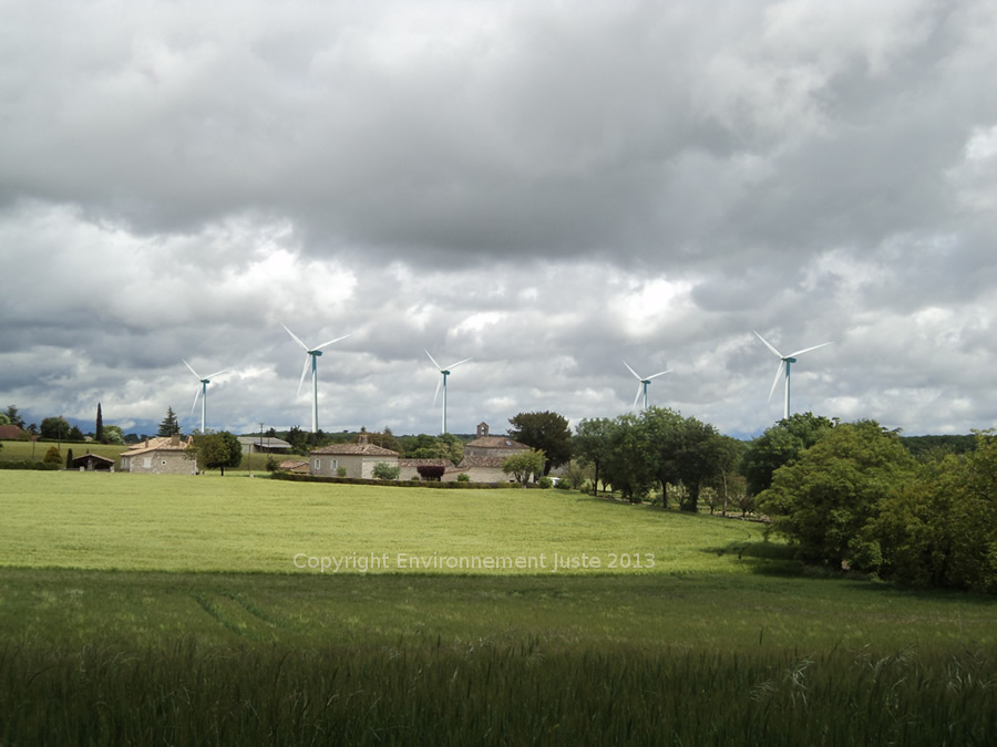 Coulourgues avec les éoliens